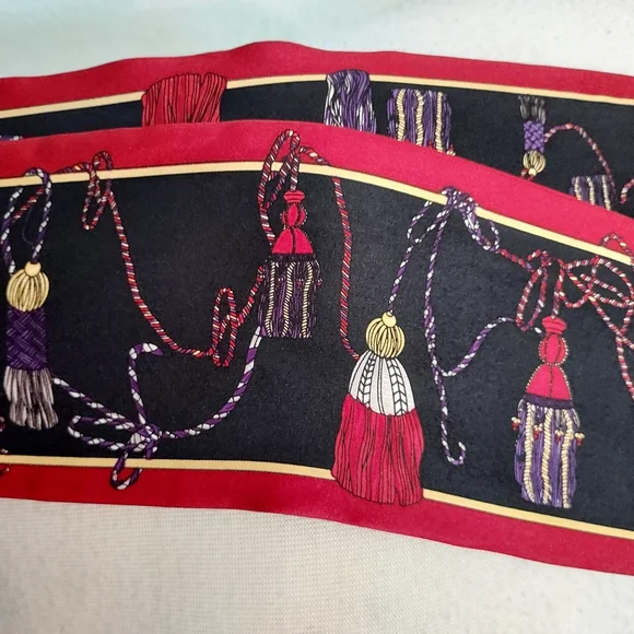 Talbots Red Tassel Print 100% Silk Scarf - Picture 5 of 6